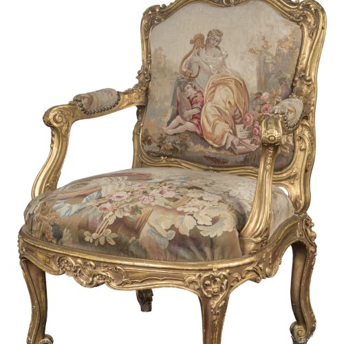 GARNITURĂ DE MOBILIER ÎN STIL LOUIS XV